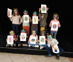 Un atelier créatif haut en couleurs