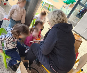 Atelier lecture à la crèche