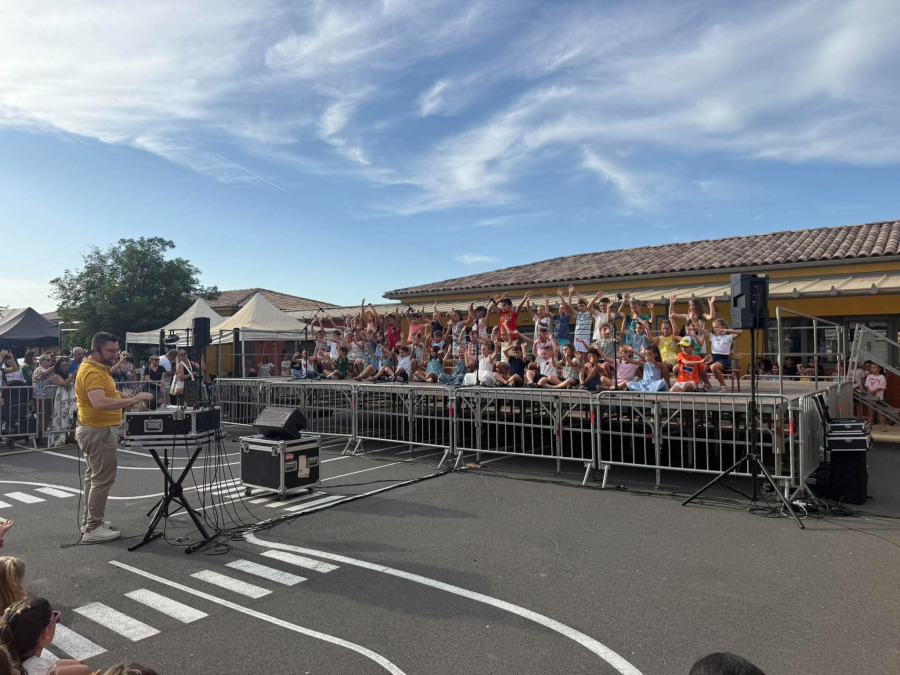 Spectacle de l'école élémentaire Saint-Exupéry