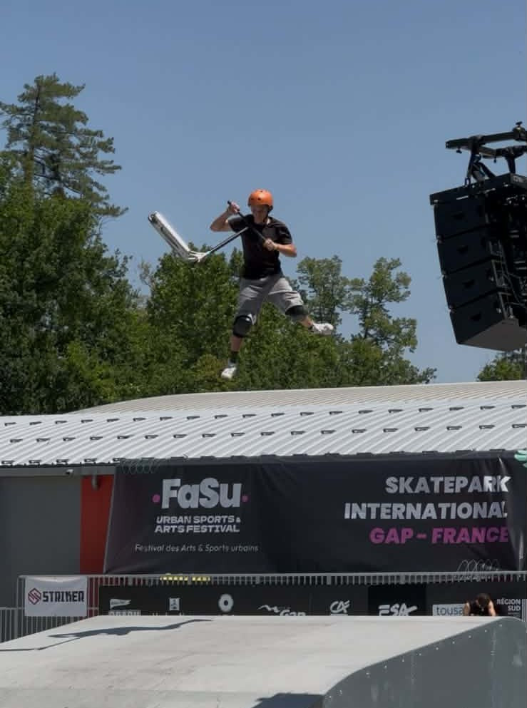 Un jeune cazoulin au championnat de France de la trottinette freestyle
