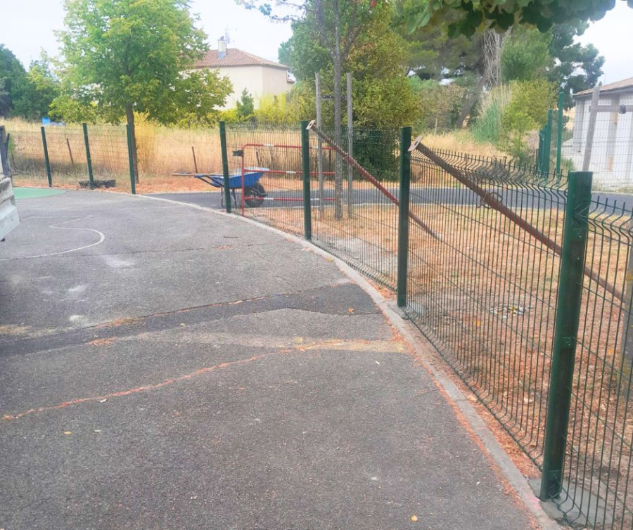 L’entrée de l’école maternelle sécurisée