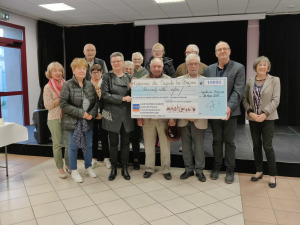 Remise du chèque de la Ligue Contre le Cancer