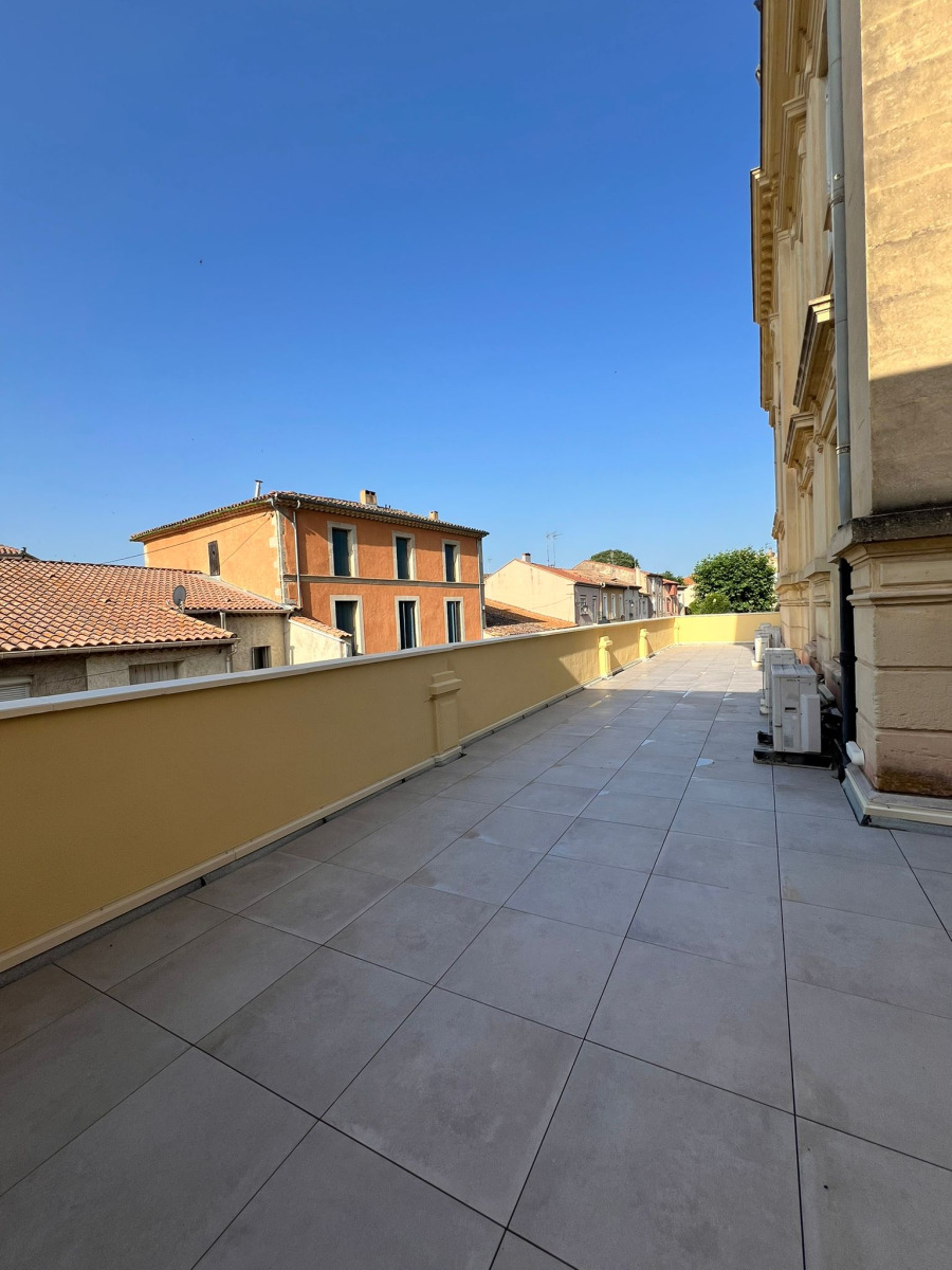 Fin des travaux de rénovation de la terrasse de la mairie